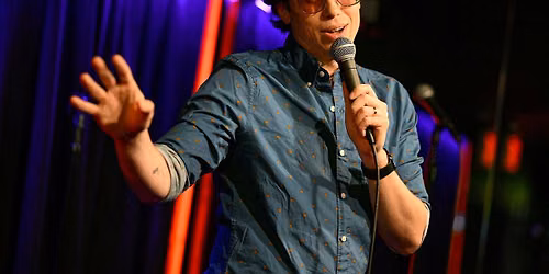 Jay Light Headlines Mad House Comedy Club!
