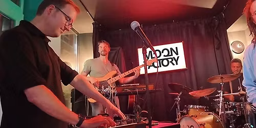 Moon Factory (Live) @Flak Bar [Uhoda Jazz Off]