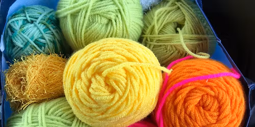 Apr\u00e8s-midi broches et crochet \ud83e\uddf6 