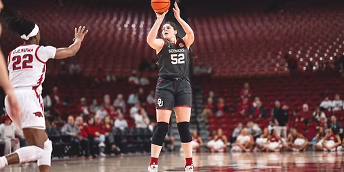 Parking Mississippi State Bulldogs at Oklahoma Sooners Womens Volleyball