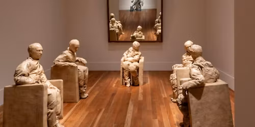 Superv\u00edzia v pom\u00e1haj\u00facich profesi\u00e1ch