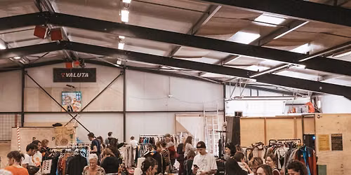 Kleding- en andere rommelmarkt