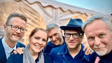 THE GREAT CRUSADES & the Barfly Friends