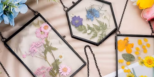 FRAMED PRESSED FLOWERS