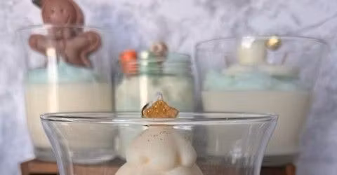 Frosted Glow Christmas Candle Making Class