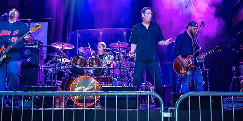 Category 5 rocks Sneaky Pete\u2019s