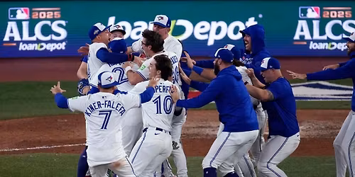 Parking World Series: Toronto Blue Jays at Los Angeles Dodgers (Game 5, Home Game 3)