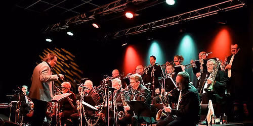 Nyt\u00e5rskoncert med P. J. Swingband 