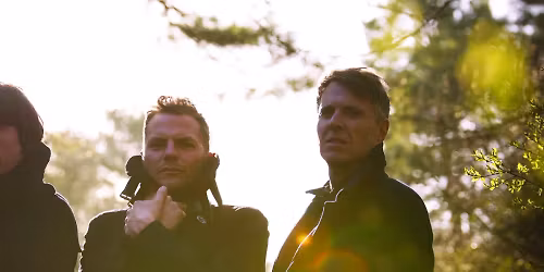 Toploader in Greater London