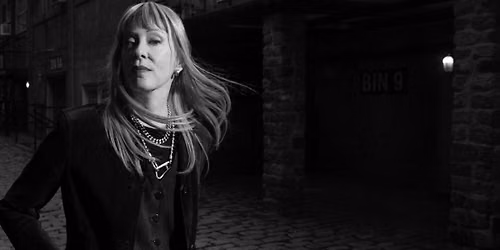 Suzanne Vega - Flying With Angels