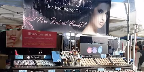 Christmas Fair to Remember West Bend