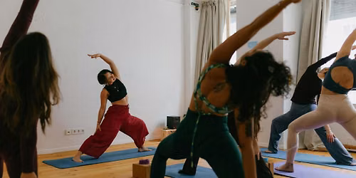 Dynamic Vinyasa