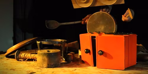 Puppentheater Zvone\u010dek: \u00bbTajemstv\u00ed z p\u016fdy\u00ab (Das Geheimnis vom Dachboden)