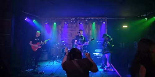 Live at Kingsley Cafe