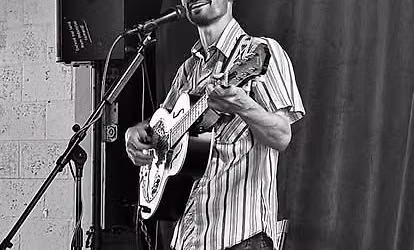 Cody Bartels live at Olympia Oyster House