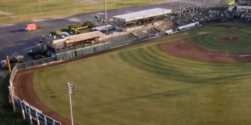 Florence Yalls at Windy City ThunderBolts at Ozinga Field