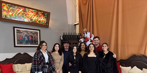 Mi Sue\u00f1o Holiday Social