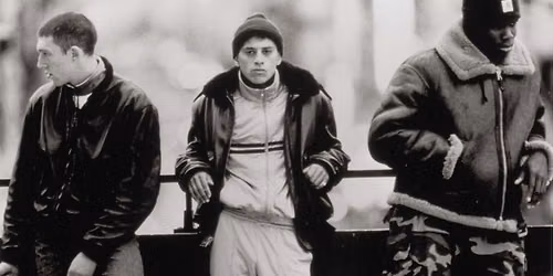 A gy\u0171l\u00f6let \/ La haine