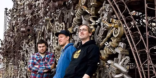 Illbilly Hitech (Reggaetronic aus Berlin)