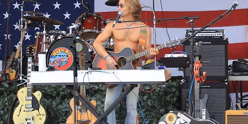 Noah Back LIVE!! Brandeberry Winery