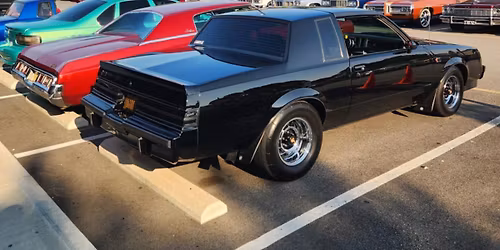 ROLLIN LEGENDS MEET & GREET @ Bubba\u201ds 33