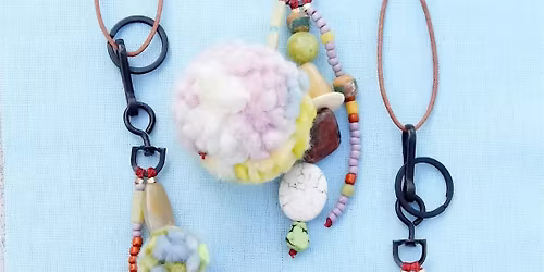 Pom-Pom Keychain class with blaksands & Playdate Vintage