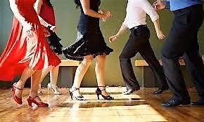 Free Beginner Ballroom Group Dance Lesson