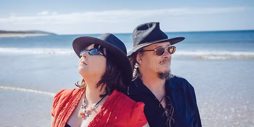 Kissing The Flint LIVE at Ward's Brewery \/ Gladstone QLD