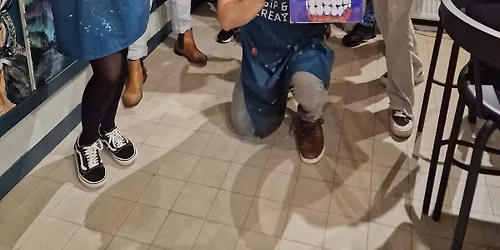 SIP AND CREATE: AFTER-WORK PAINTING EVENT