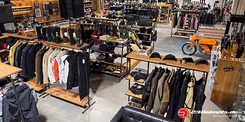 24Helmets \/ Motorrad Saison Start mit John Doe