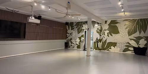 Monday Evening Hatha Yoga at Hale L\u012bhu\u2019e