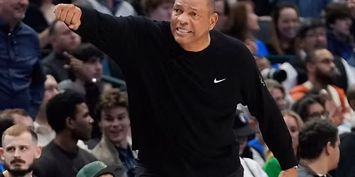 Dallas Mavericks at Milwaukee Bucks