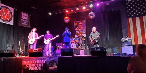 Cowboy Rogue is Rockin'
