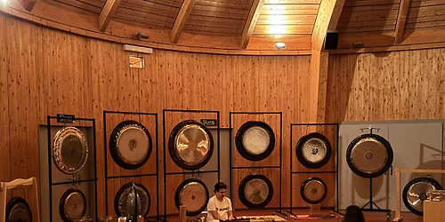 Concert gongs et bols chantants