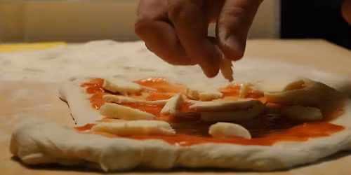 Verschiedene Wege zur Pizza