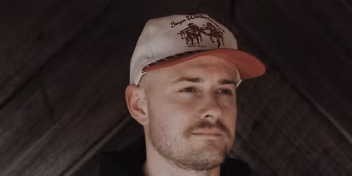 LIVE MUSIC with Reese Glover