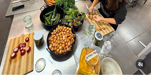 Taller de Kimchi y Chucrut | Kimchi & Sauerkraut Workshop \u2014 Ferment 9