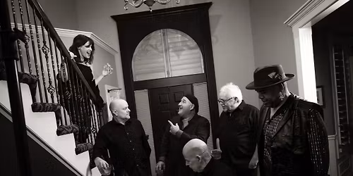 Suburbans at Barley's - Shawnee