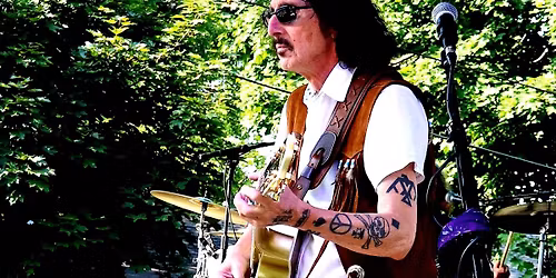 Magic Bus at Center Line Independence Festival