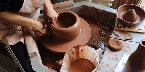 Wheel throwing taster class [Feb 11th] Valentines