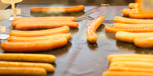 Pollies BBQ: You're Invited! 