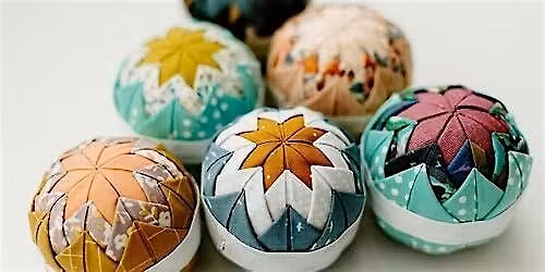 Coffee & Craft at Ziggi's: Ornament Making Workshop