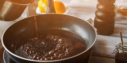 Saut\u00e9ing and French Pan Sauces