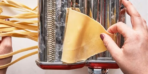 In-person class: Classic Handmade Pasta with Alfredo sauce (Minneapolis)