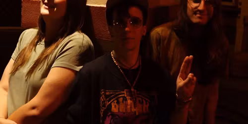 LIVE MUSIC @ DONZ: Jupiter Flood 4-7pm\ud83d\udc4f\ud83c\udffc\ud83c\udfb6\ud83c\udfb8