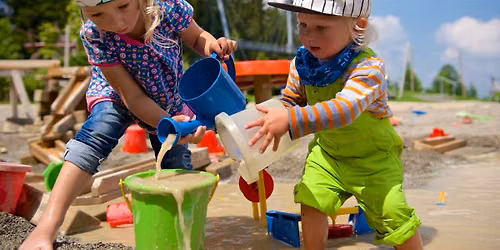 Wald-Familien-Spa\u00df im Sommer