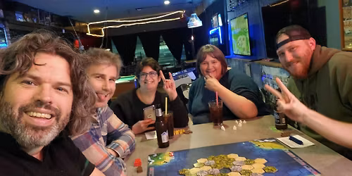 This saturday boardgames: Jaws, Pacman, Turncoats