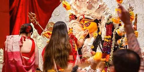 Hoyi Choyi Anondo Foundation Pujo, Matunga
