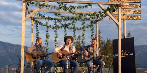 Sundowner auf der Unternberg-Alm