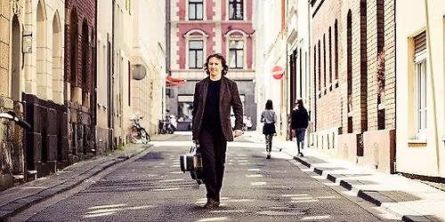 Musiksommer am WKW - Pippo Pollina & Palermo Acoustic Quintet in Concerto